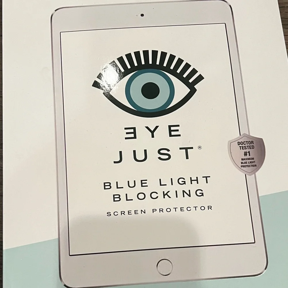 EyeJust iPad blue light screen protector